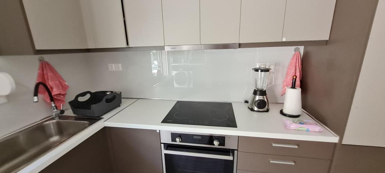 Gerys House Apartment Nikiana Bagian luar foto