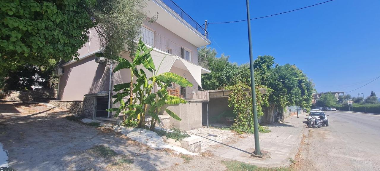 Gerys House Apartment Nikiana Bagian luar foto