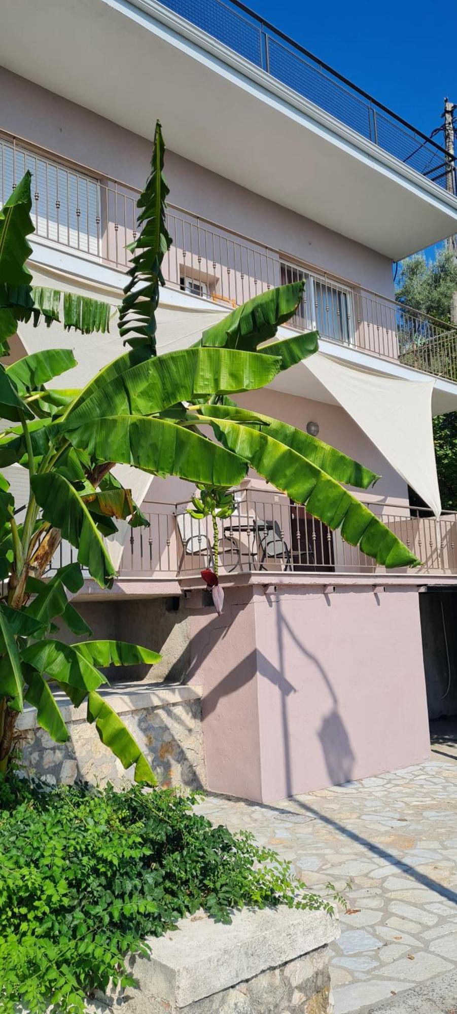 Gerys House Apartment Nikiana Bagian luar foto