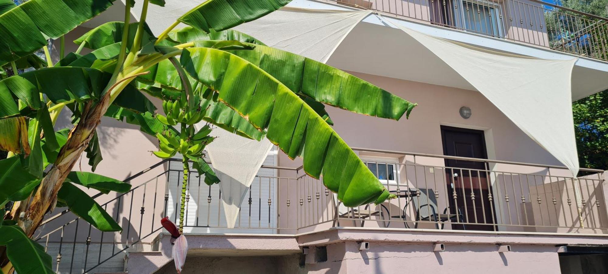 Gerys House Apartment Nikiana Bagian luar foto